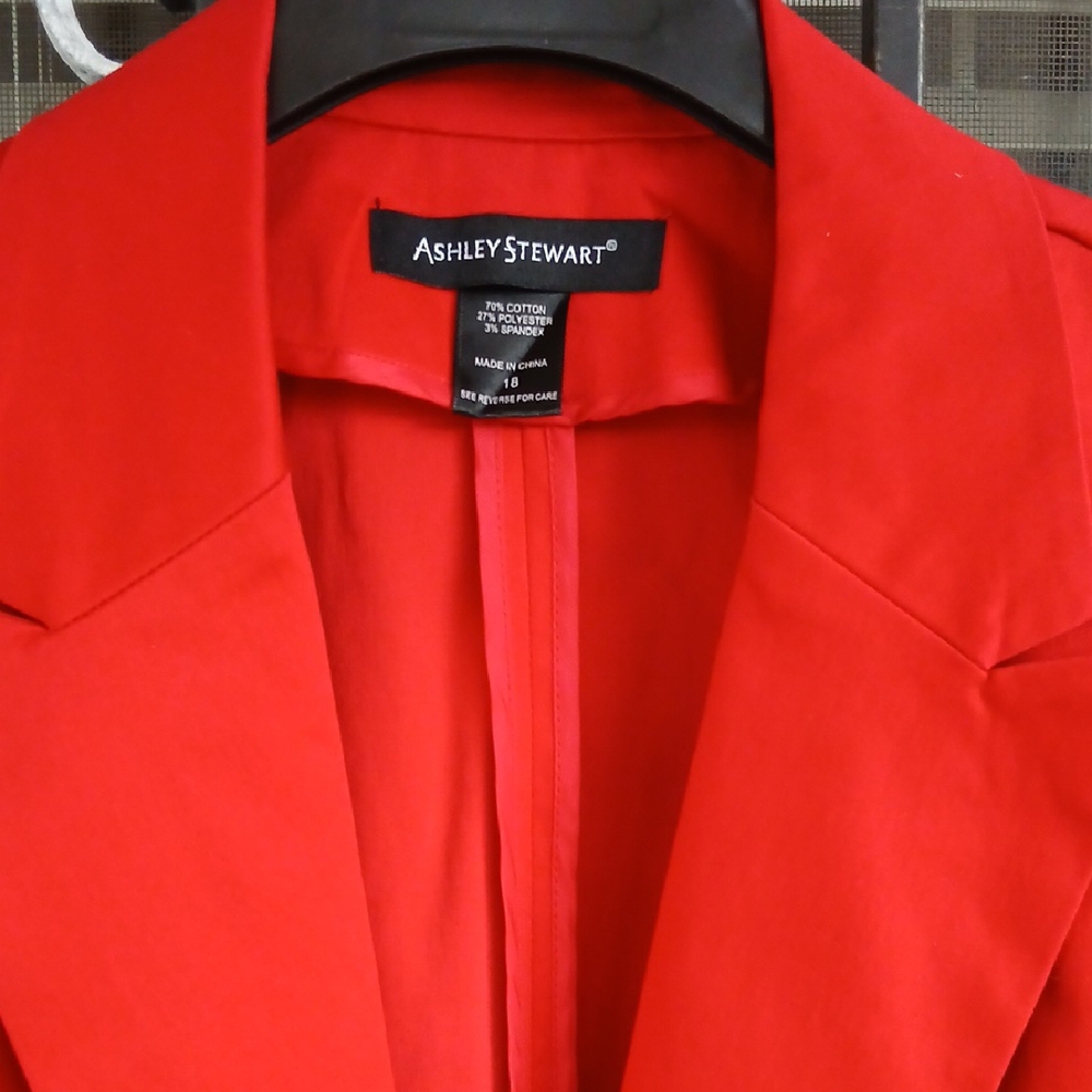 Ashley Stewart Vibrant RED Blazer - Picture 4 of 16